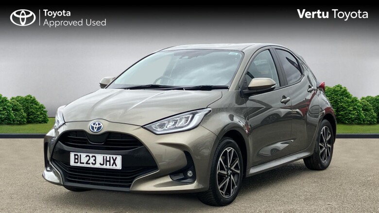 Toyota Yaris 1.5 Hybrid Design 5dr CVT Hybrid Hatchback